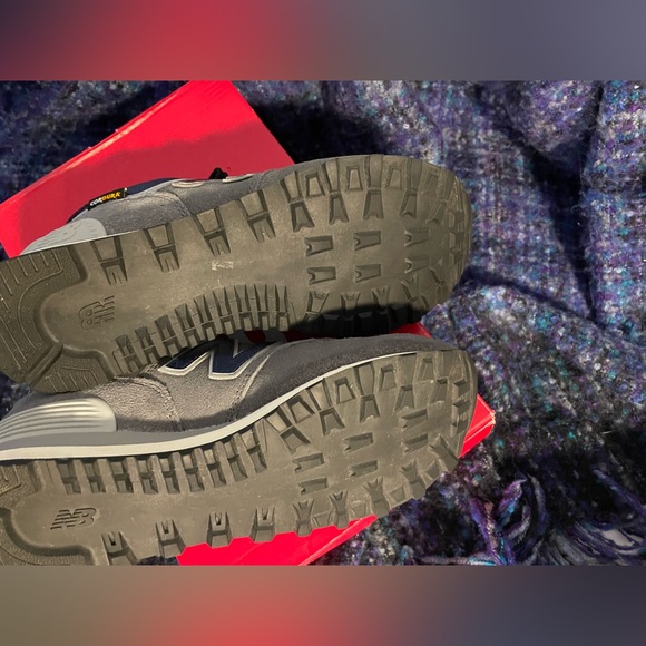 New Balance/New Vintage Style 574 Sneakers - Picture 8 of 11